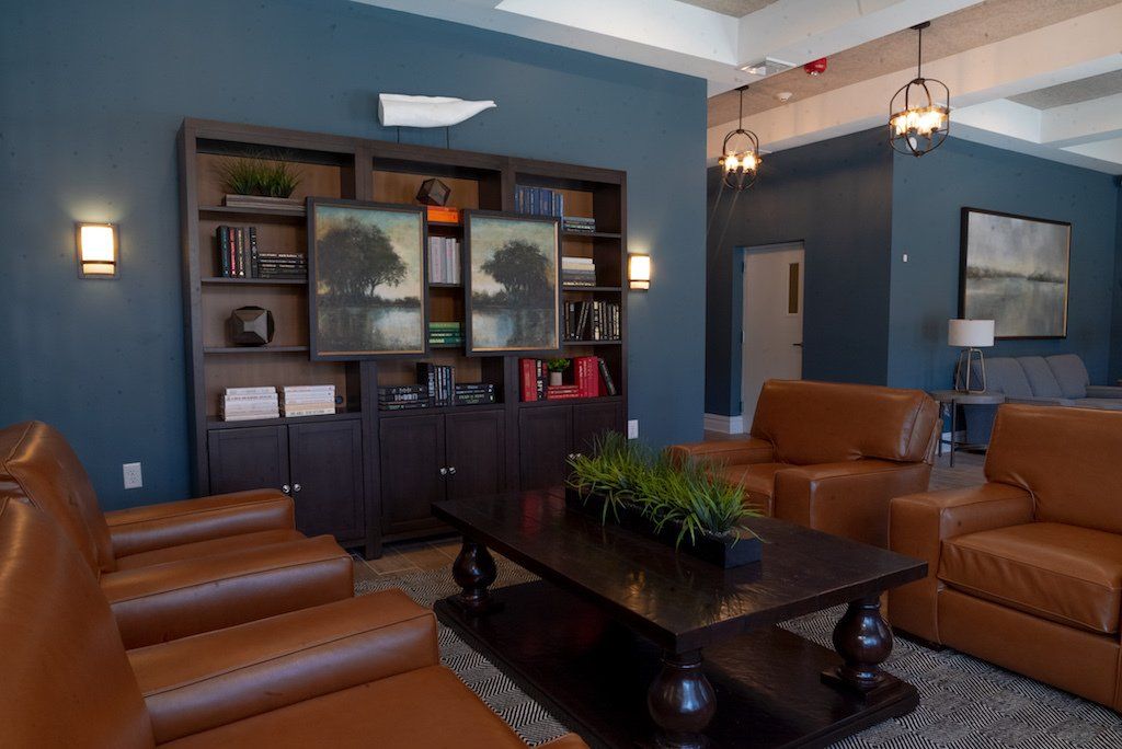 191 Hamilton interior