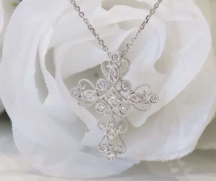 Diamond cross pendant necklace