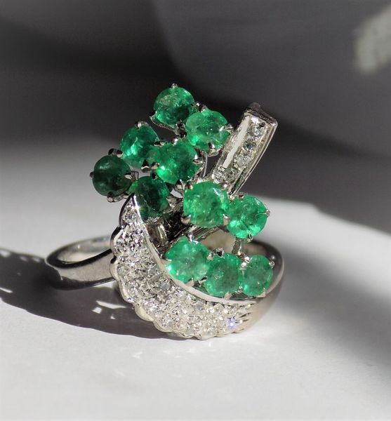 Emerald and diamond ring