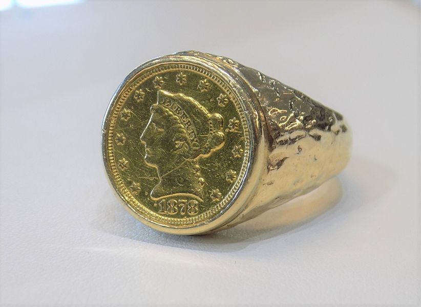 Gold coin ring
