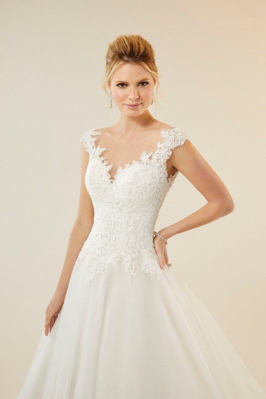 Morilee wedding dress MGNY 51712 close up