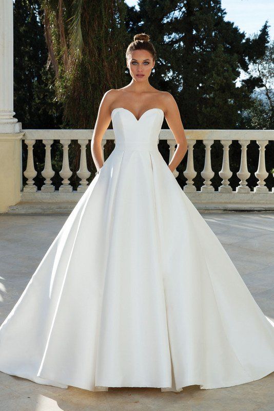 Justin Alexander wedding dress 88110 front