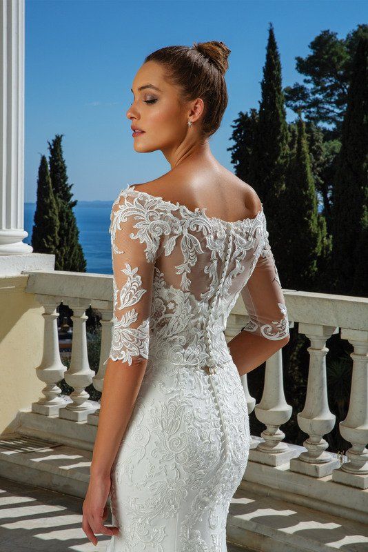 Justin Alexander wedding dress 88114 back jacket close up