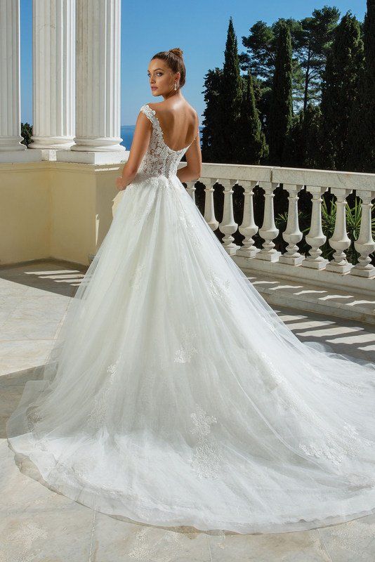 Justin Alexander wedding dress 88117 back