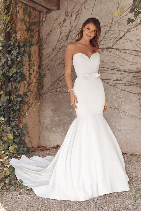 Justin Alexander wedding dress 88139 front with belt