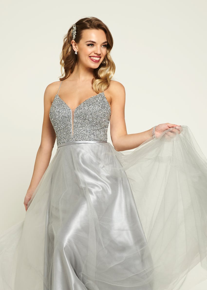 Romantica prom dress A175 close up