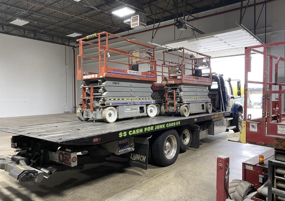 Tow Trucks Near You in Downers Grove, Naperville & DuPage County 24/7