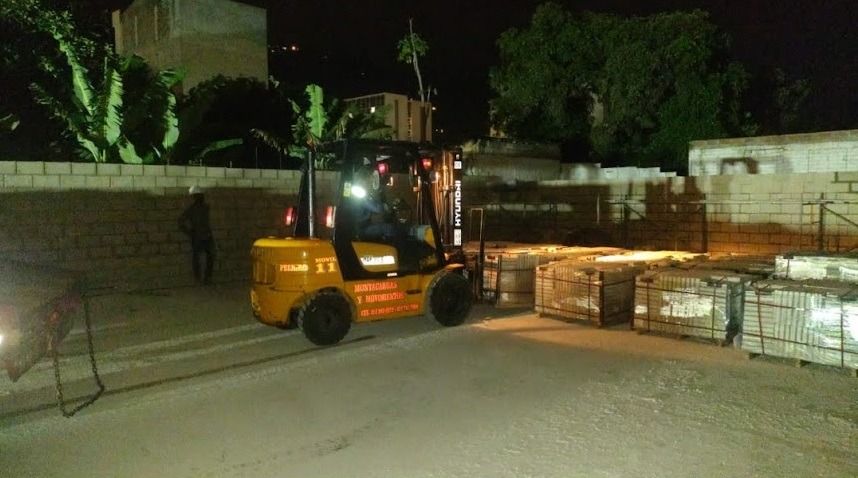 Grúas y movimientos de Santander s.a.s