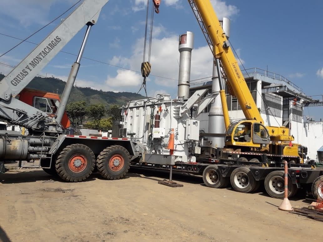 Grúas y movimientos de Santander s.a.s