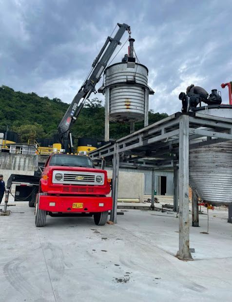 Grúas y movimientos de Santander s.a.s