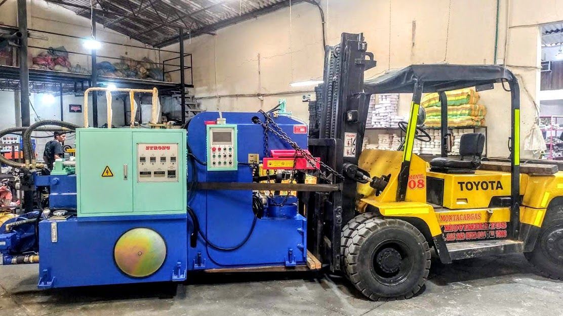 Grúas y movimientos de Santander s.a.s