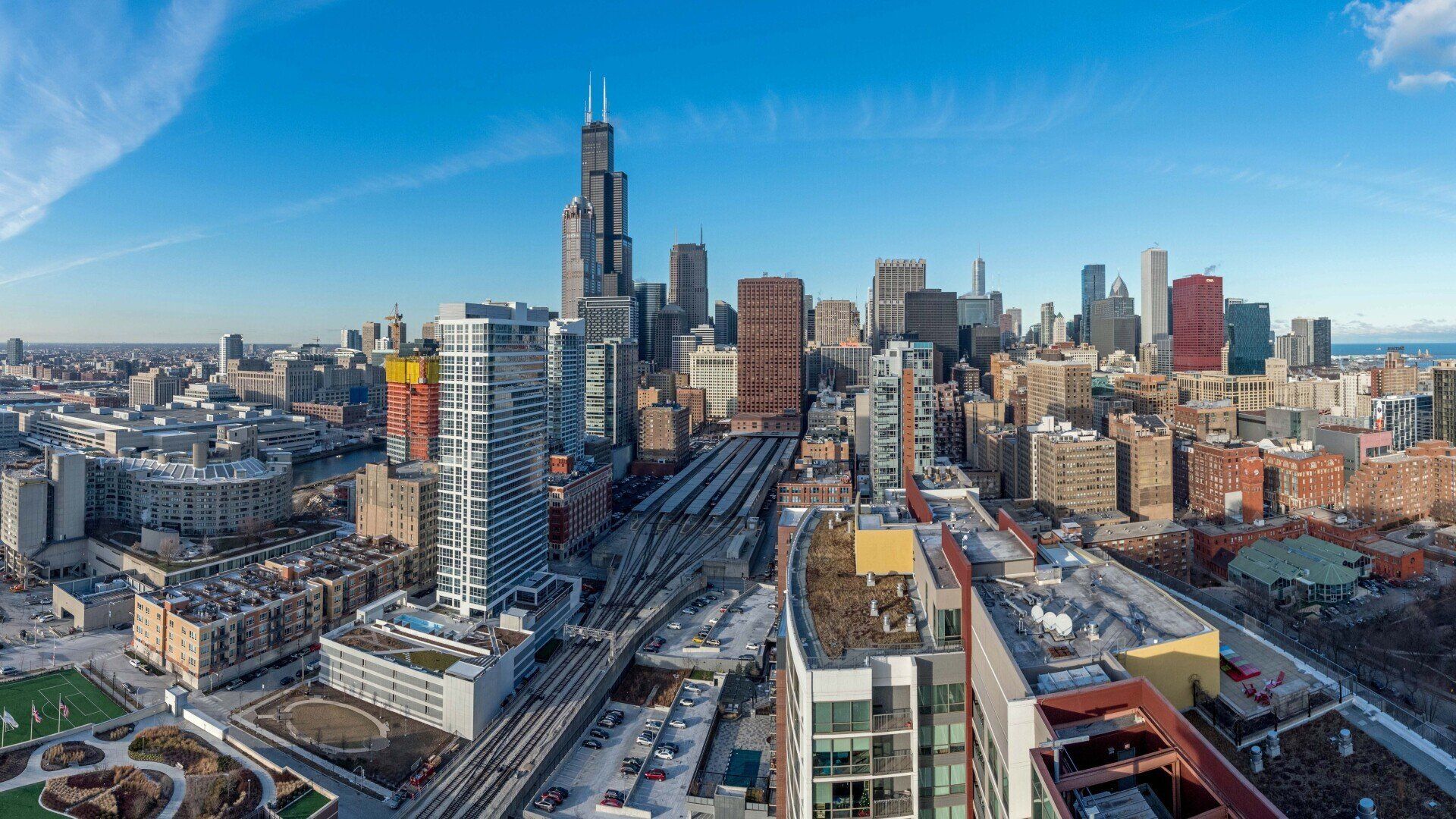 Alta Grand Central Voted Hauslend's Best South Loop Chicago Apartment ...