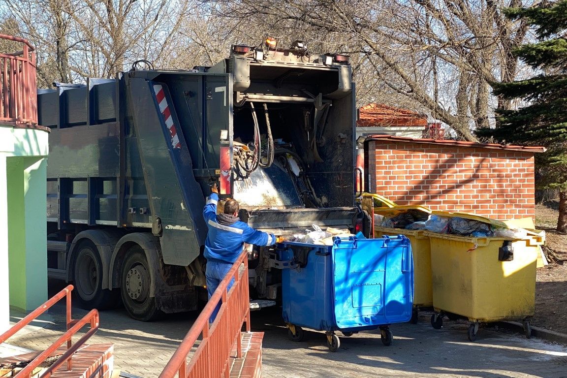 Pile of junk being removed for full Nashua, NH