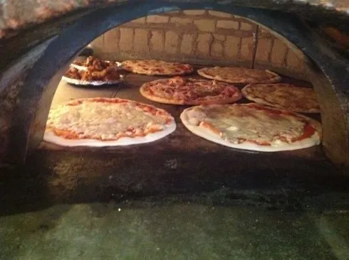 Pizze cotte a legna