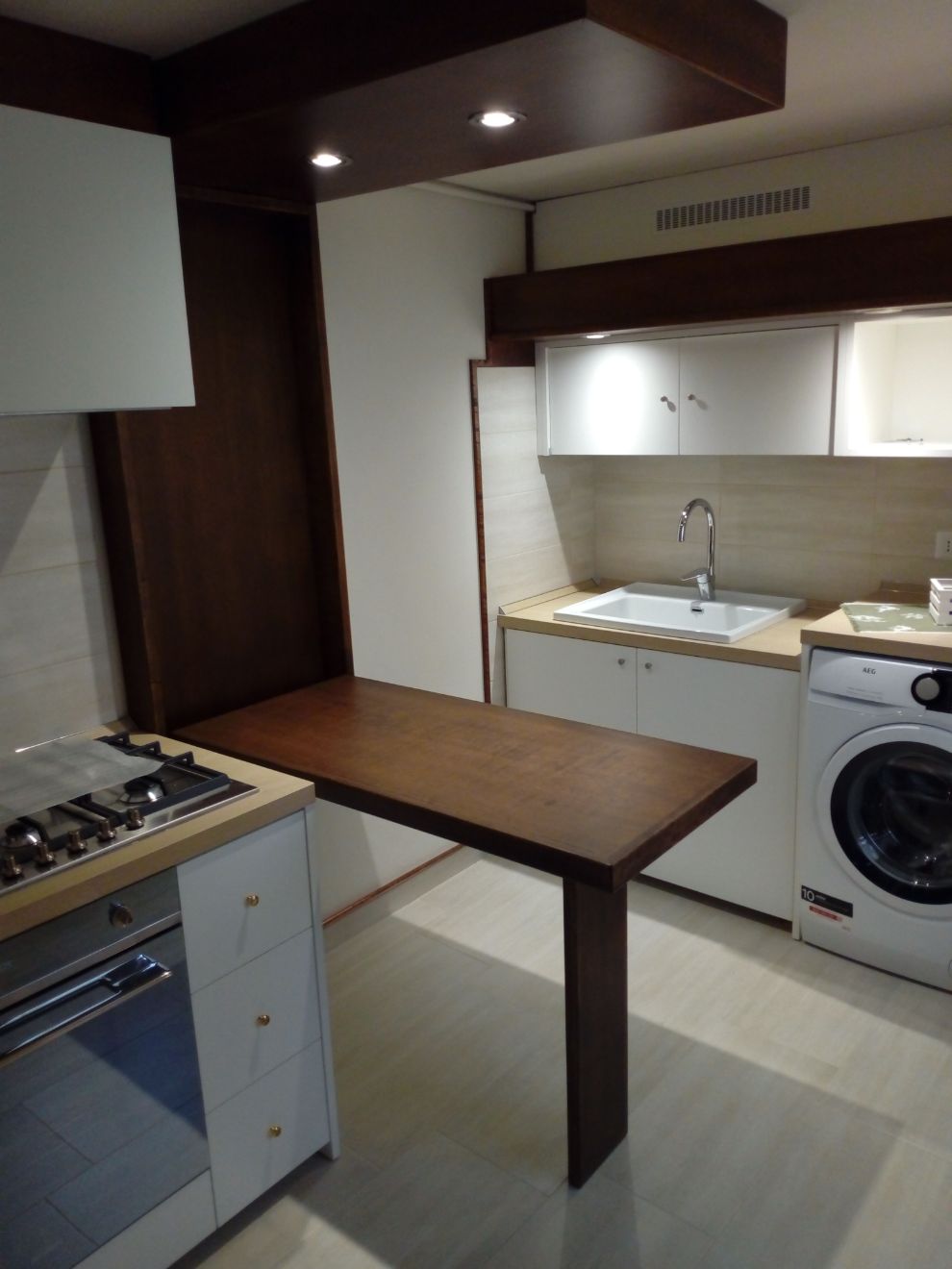 penisola in legno per cucina