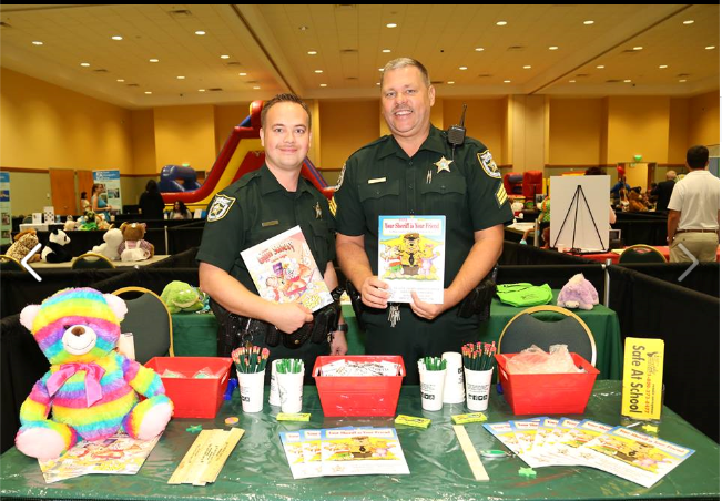 Deputy Jose and Sargeant Z at Buddy Bear® Weekend