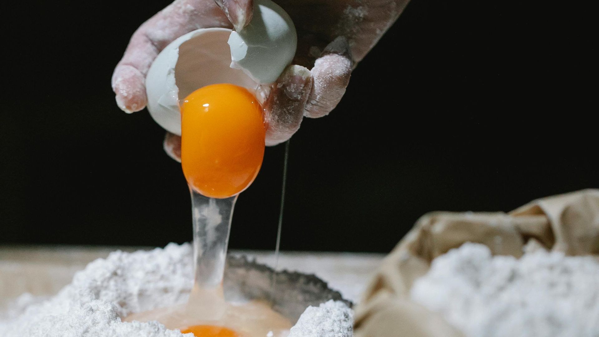 rotten egg smell