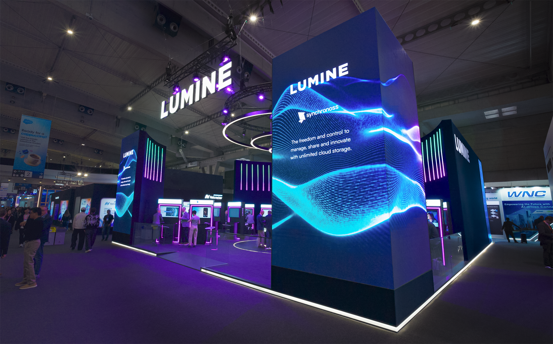 Side front view of the Lumine stand