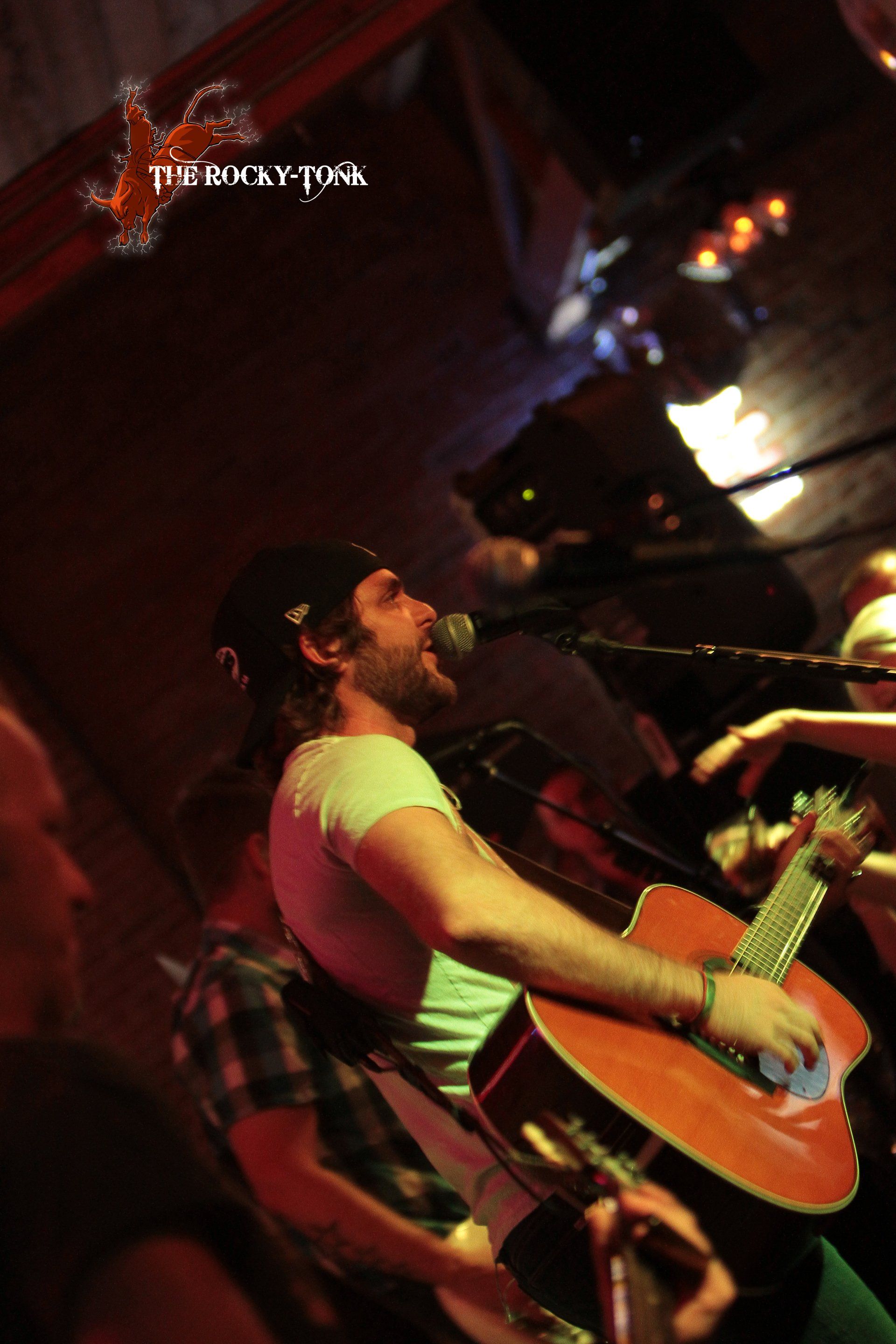 Thomas Rhett Singing — Medford, OR — The Rocky Tonk Saloon