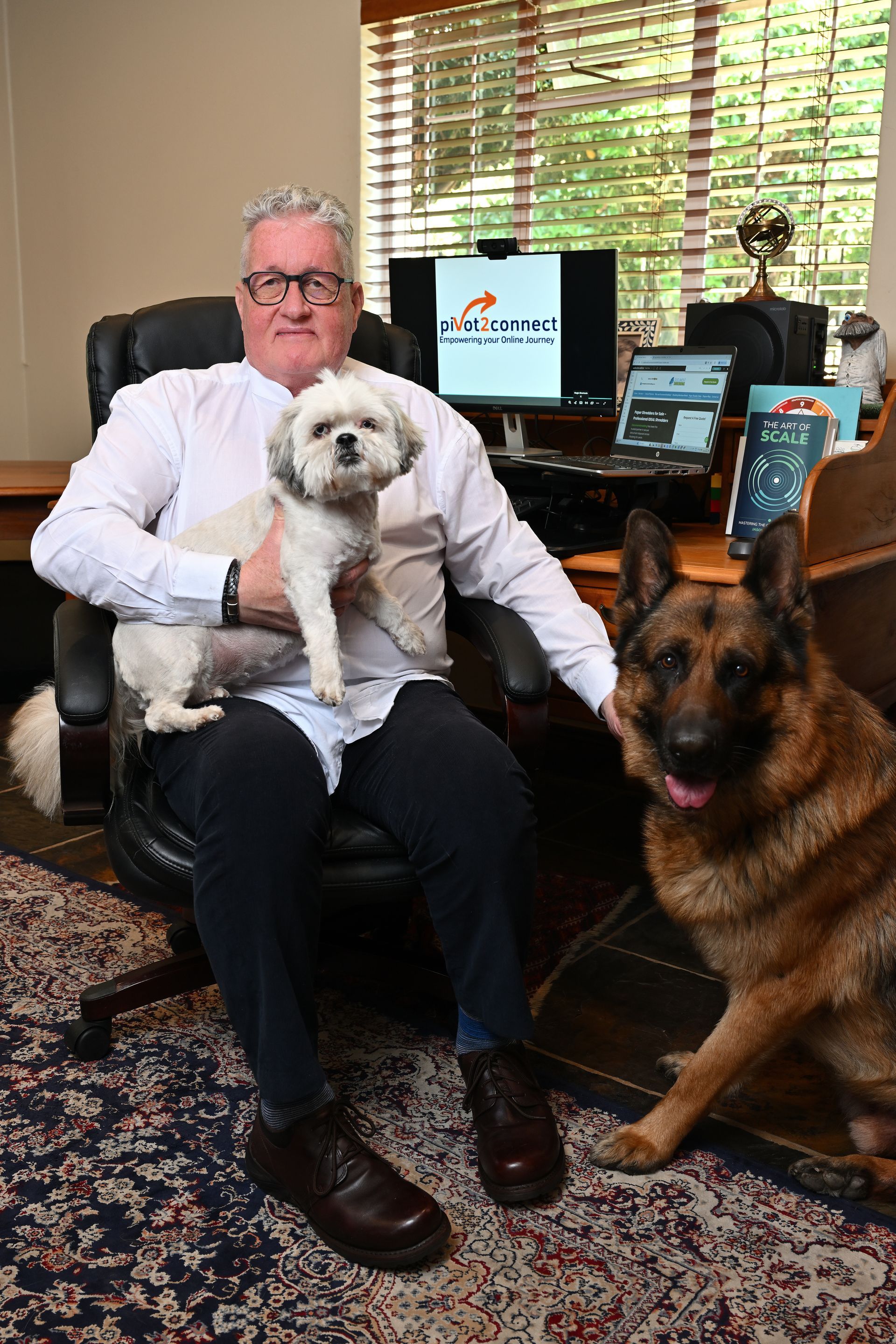 Website designer at Pivot2Connect