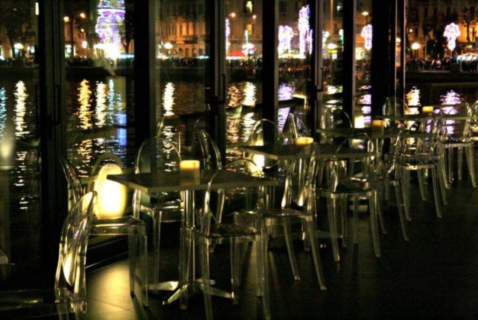 Tavola apparecchiata per eventi