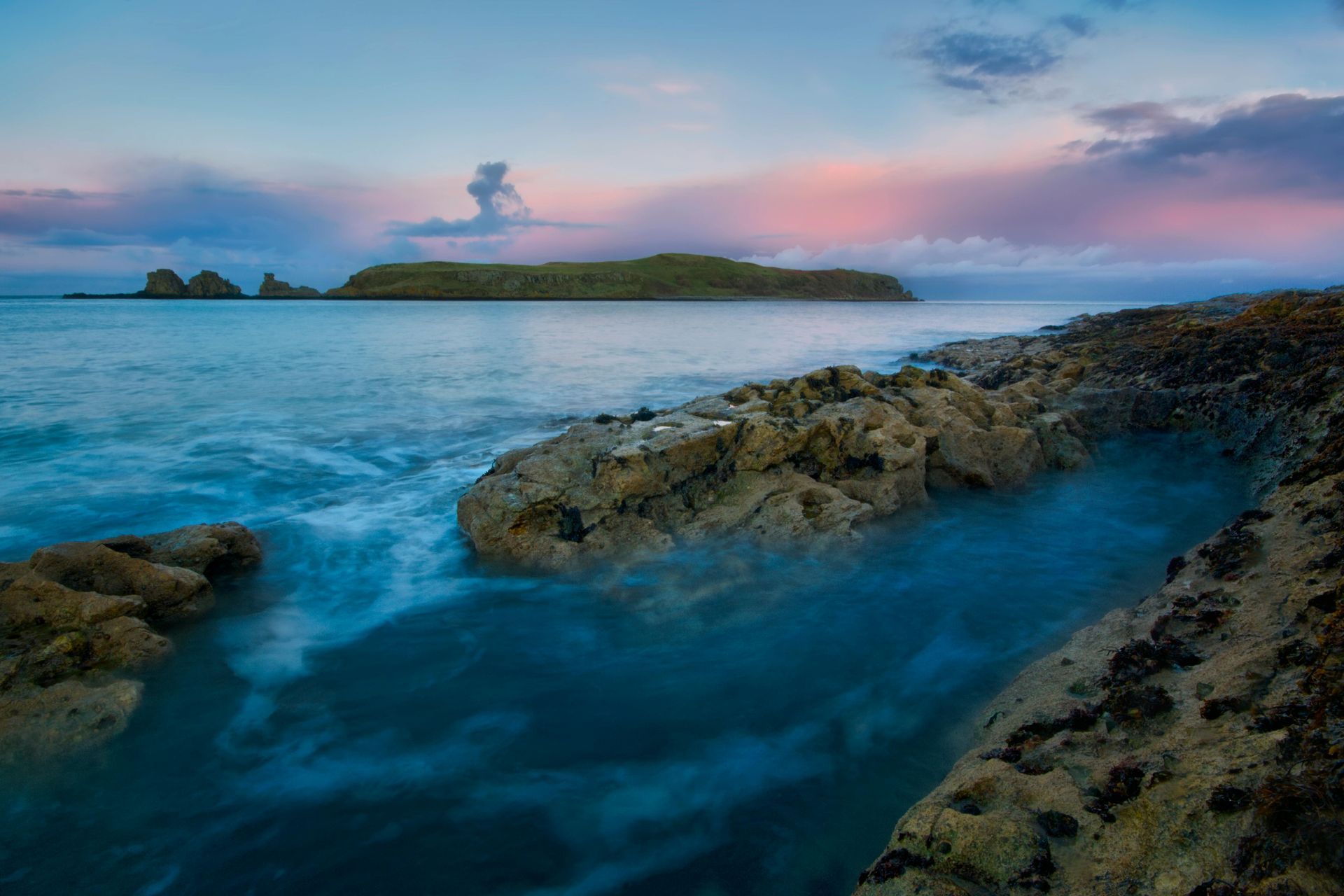 Private chauffeur tour led by Derek O’Keeffe visiting seven secret gem locations across Ireland