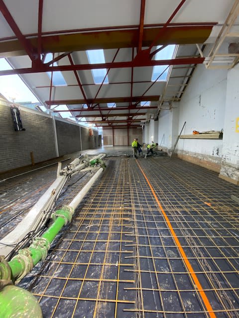 Metal structural framework used for concrete floors