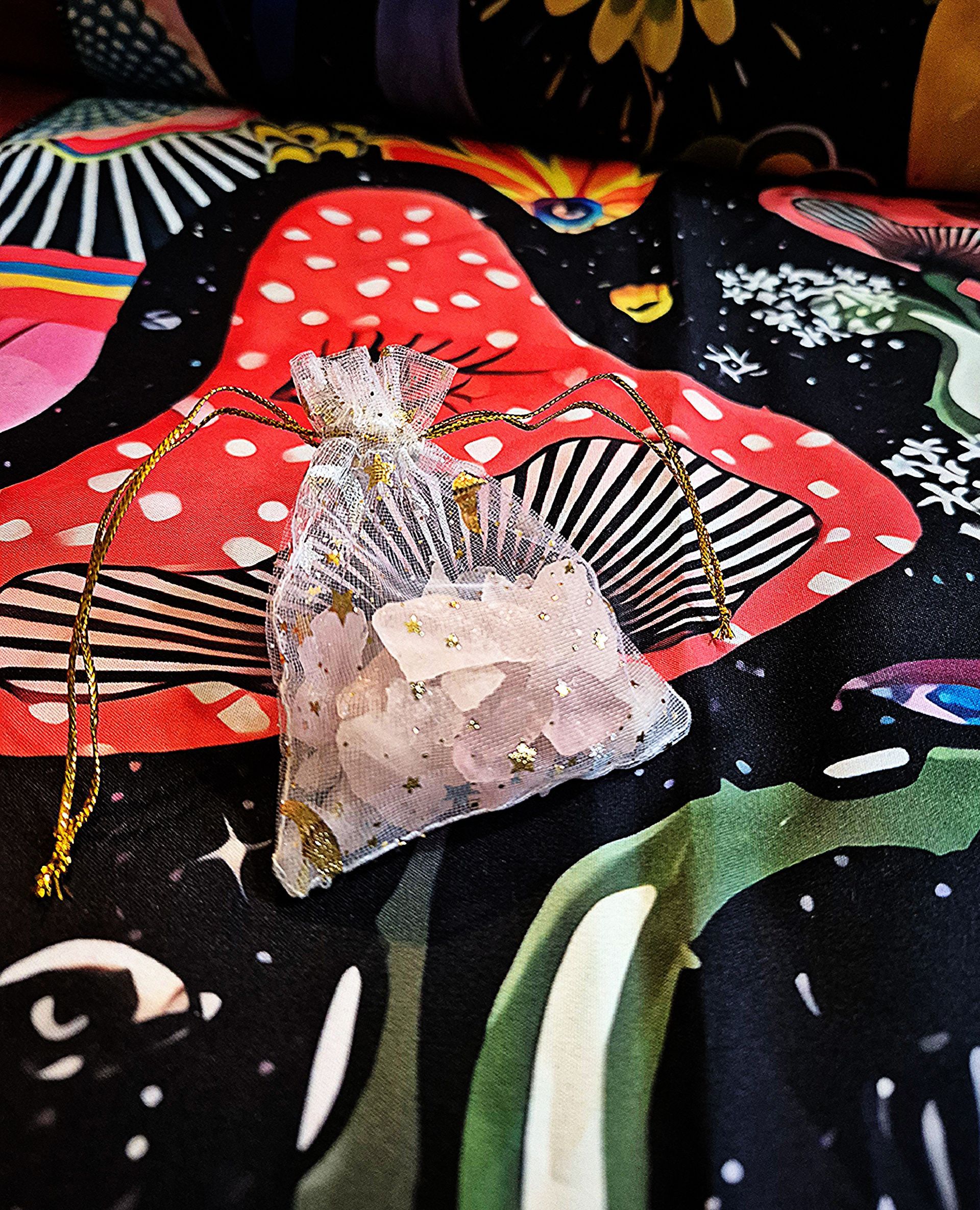 Raw Rose Quartz Stones