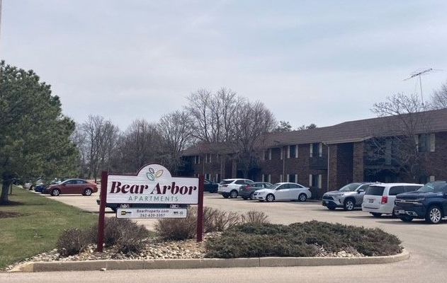 Bear Arbor Apartments | Burlington, WI