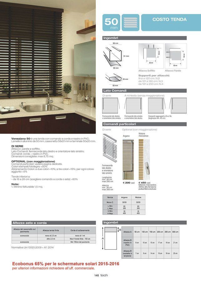 dettaglio di veneziana blu cielo