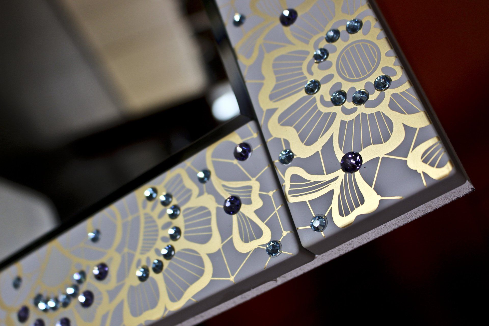 specchiere con Swarovski