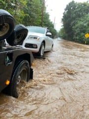 Excellent Car Towing — Honolulu, HI — Express Towing