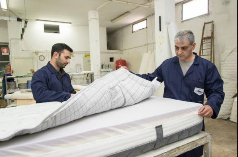 laboratorio fabbrica di materassi a Melissano