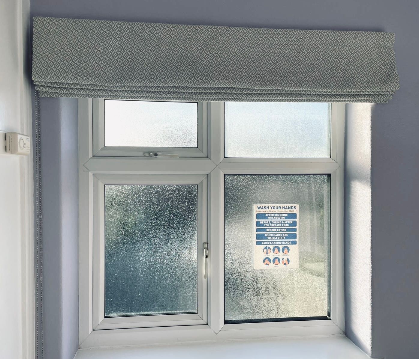 Fire retardant blind for commercial space