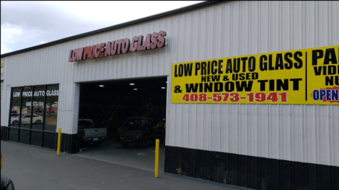 Low price auto glass storefront