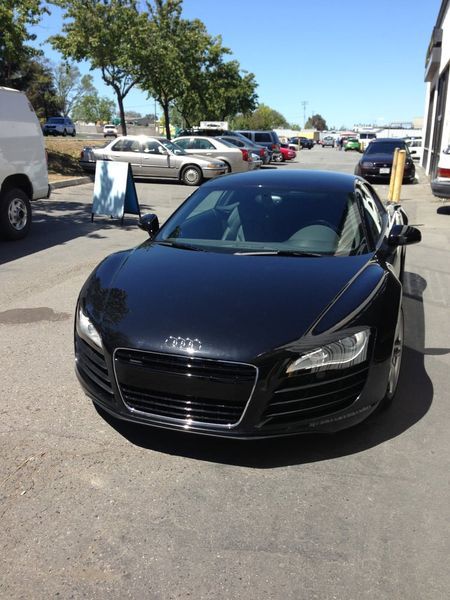 Black audi r8 sports car