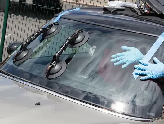 auto glass repair