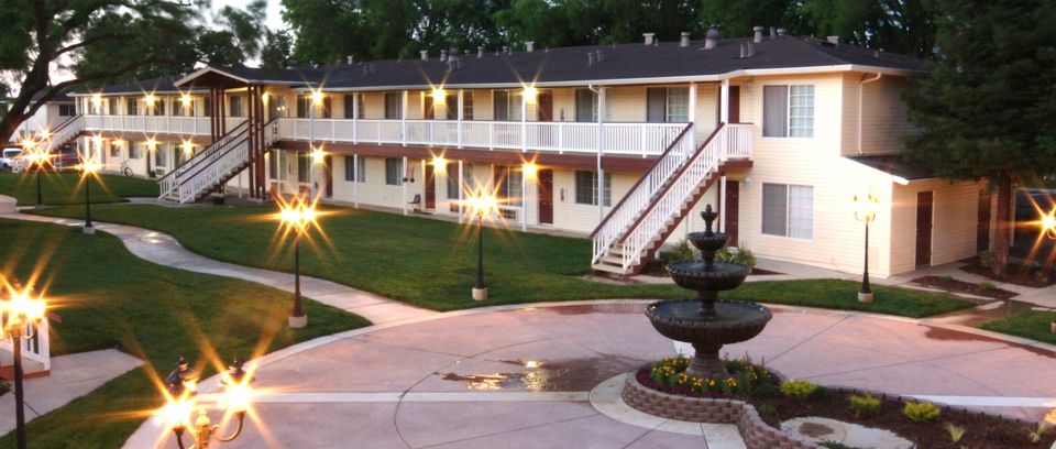 West Sacramento Apartments West Sacramento Housing Courtyard Village