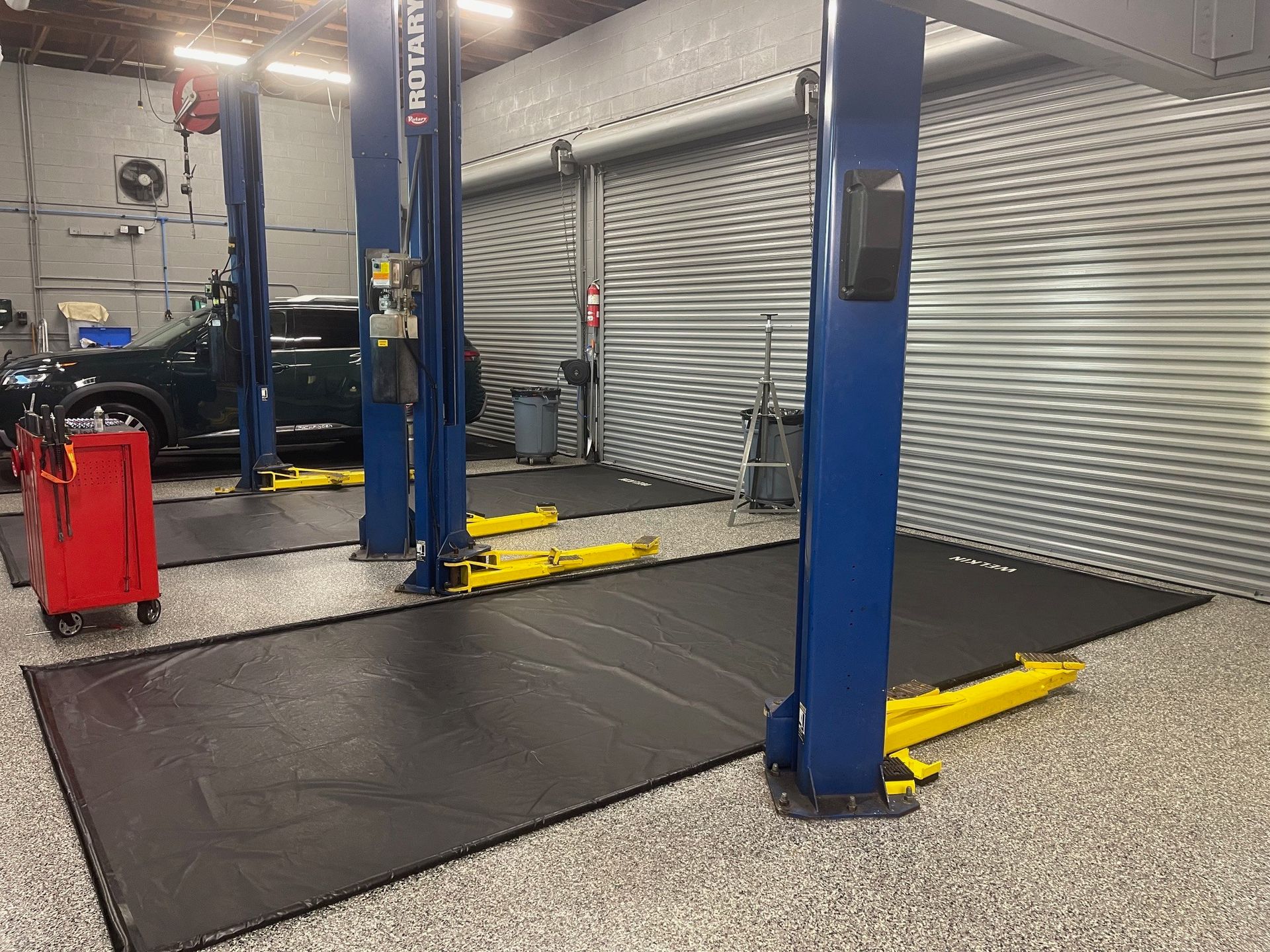 Inside Auto Shop | High Line Service & Repair