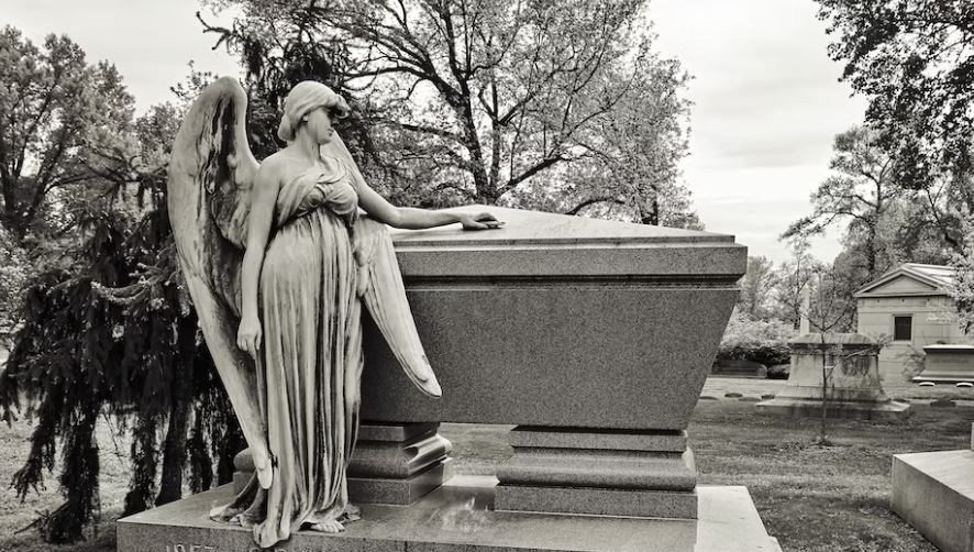 Understanding Traditional Burial Practices and Modern Choices