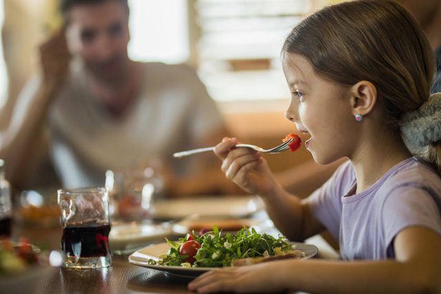 A alimentação vegetariana na infância é, além de possível