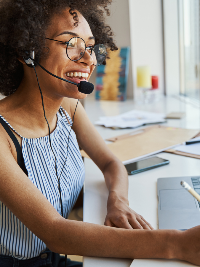 a virtual assistant works with a client