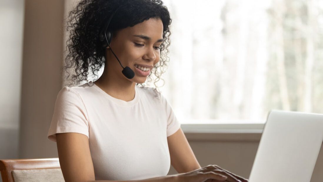 woman on laptop