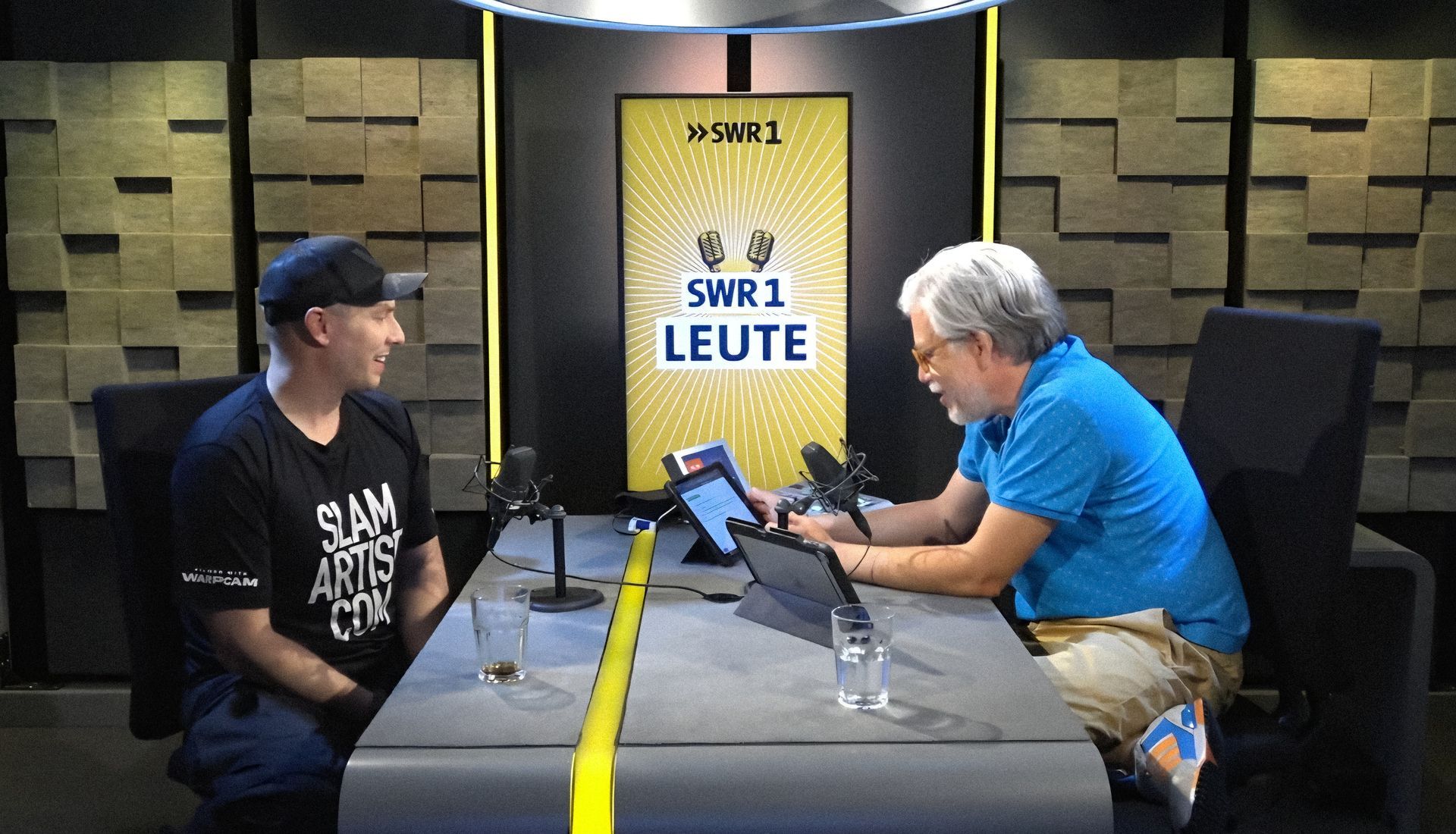 Ferdi Fischer and Jens Wolters in the SWR1 studio, during the SWR1 Leute interview recording