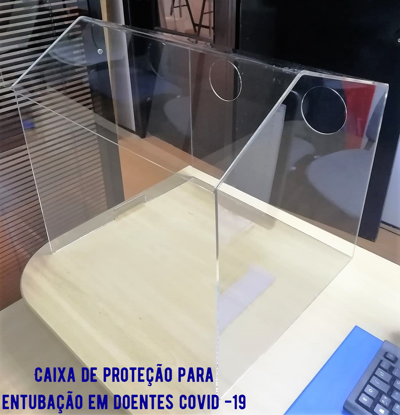 Caixa de proteção para entubação em doentes covid -19
