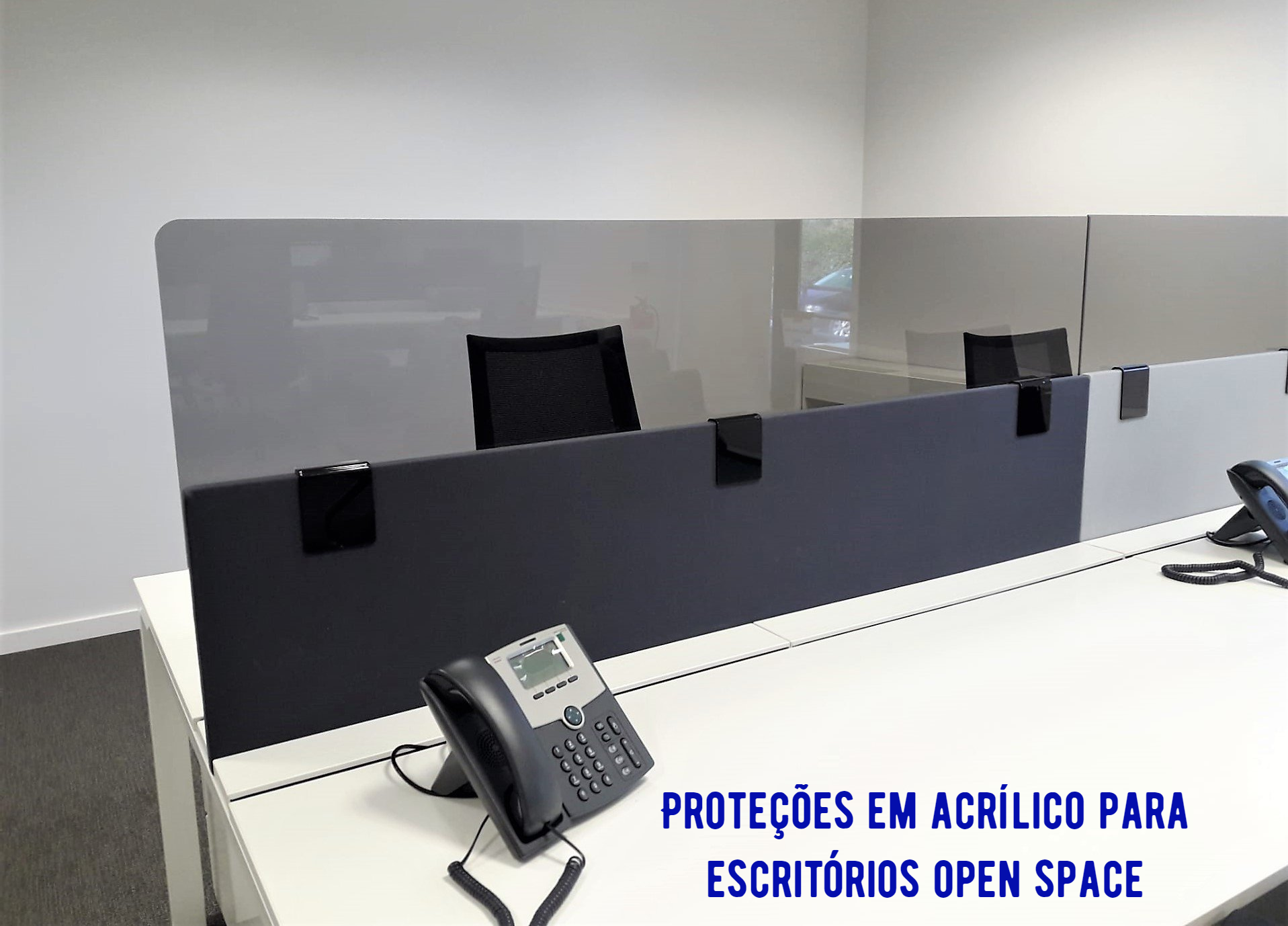 Proteções em acrílico para escritórios open space