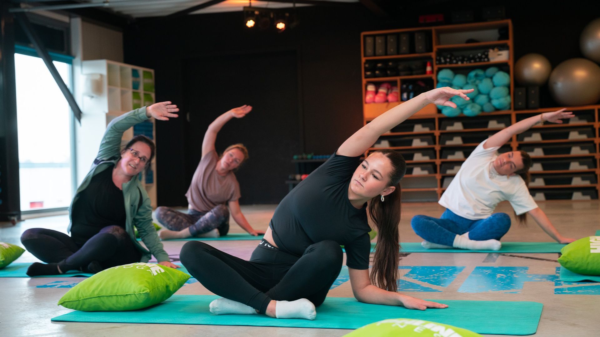 YIN YOGA