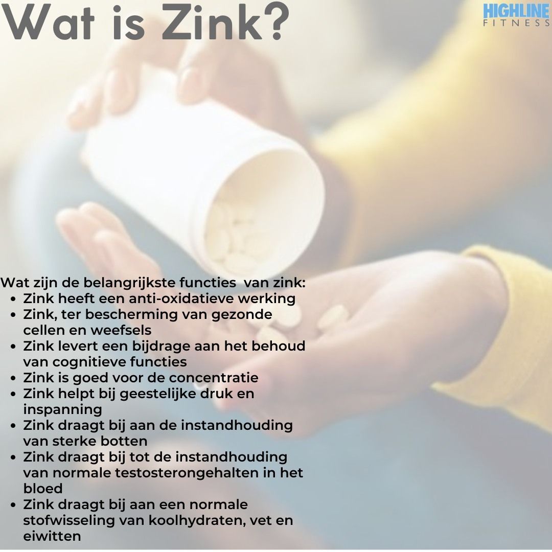 Een persoon houdt een fles wat is zink vast