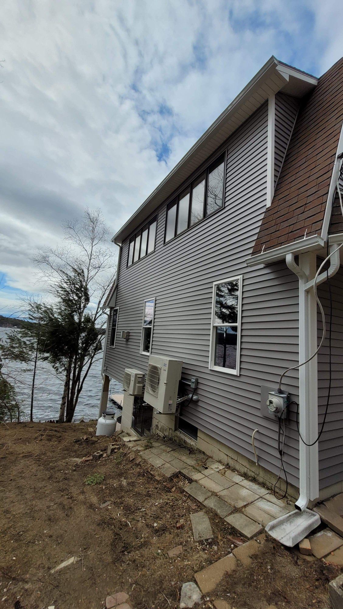 seamless gutter installation