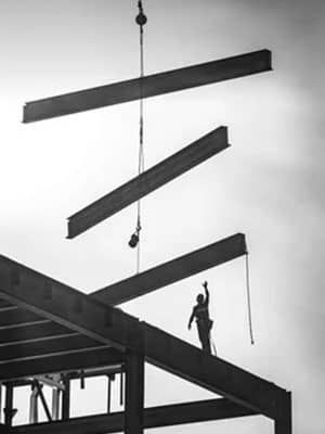 Maniobras industriales con Grúas Hiab y Titán